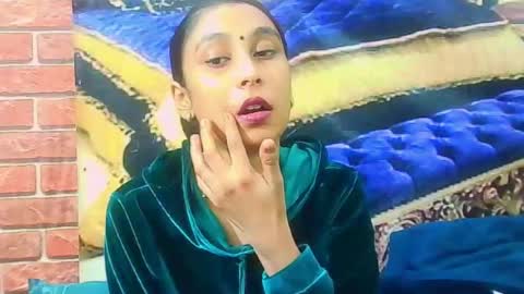 indiansexybutt4u2luv online show from 06.18.26