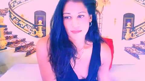 Snapshot of indiansexysmyle chatting on 04.22.26 Azi online show from 04.22.26