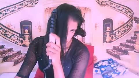 Snapshot of indiansexysmyle chatting on 04.28.26 Azi online show from 04.28.26