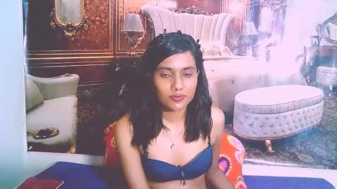 Snapshot of indianskies chatting on 01.12.26 Sky online show from 01.12.26