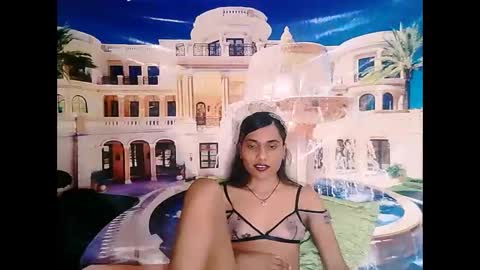 Snapshot of indianskies chatting on 03.06.26 Sky online show from 03.06.26