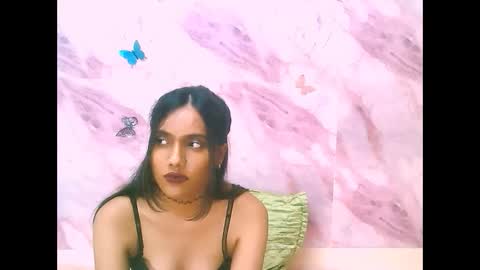 Snapshot of indianskies chatting on 03.10.26 Sky online show from 03.10.26