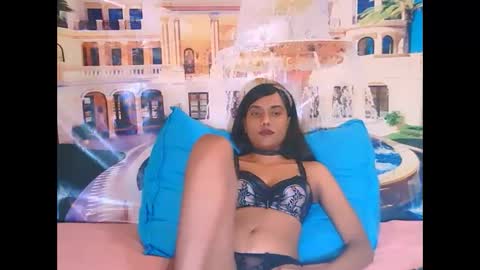 Snapshot of indianskies chatting on 03.19.26 Sky online show from 03.19.26