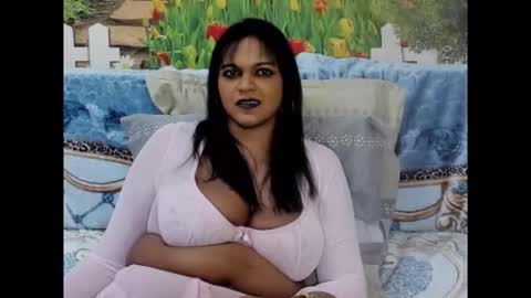 indianswtbella online show from 10.15.25