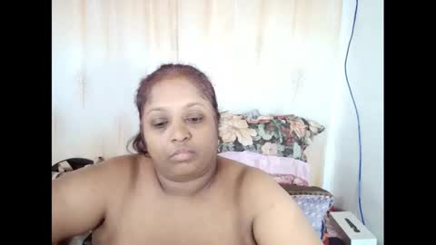 Snapshot of indiantasha chatting on 12.17.24 indiantasha online show from 12.17.24
