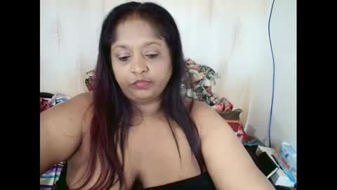 Snapshot of indiantasha chatting on 01.20.25 indiantasha online show from 01.20.25