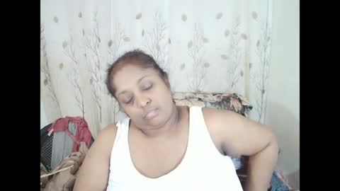 Snapshot of indiantasha chatting on 06.27.26 indiantasha online show from 06.27.26