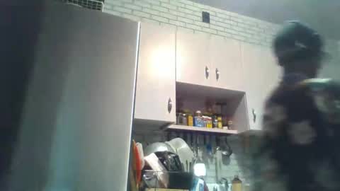 Snapshot of indigo_scorpio chatting on 10.23.25 indigo_scorpio online show from 10.23.25