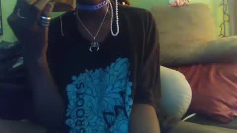 Snapshot of indigo_scorpio chatting on 11.02.25 indigo_scorpio online show from 11.02.25