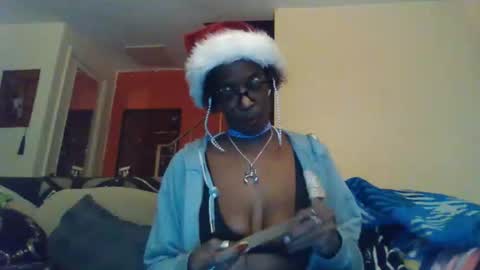 Snapshot of indigo_scorpio chatting on 12.21.25 indigo_scorpio online show from 12.21.25