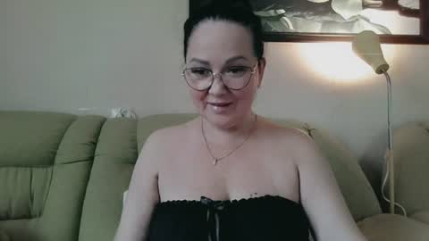 Snapshot of infinity_loveliness chatting on 06.26.26 Infinity online show from 06.26.26