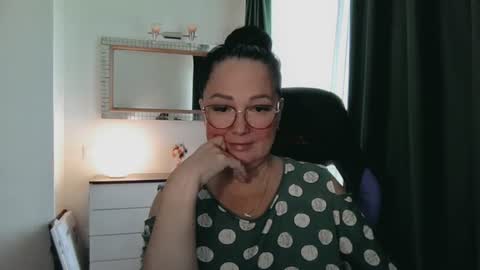Snapshot of infinity_loveliness chatting on 07.23.26 Infinity online show from 07.23.26