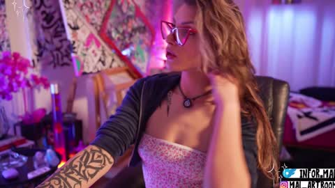 Snapshot of informal_ chatting on 01.21.25 MAL ---  online show from 01.21.25