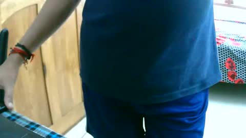 Snapshot of ingloriousuncut chatting on 12.30.24 Inglorious Hairy Uncut online show from 12.30.24