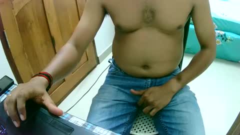 Snapshot of ingloriousuncut chatting on 01.30.25 Inglorious Hairy Uncut online show from 01.30.25