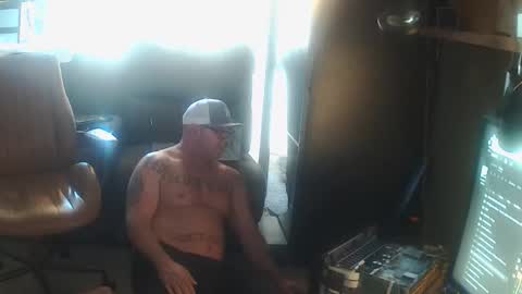 init2dentit online show from 03.11.26