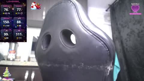 Snapshot of iniyalaboni chatting on 12.17.24 Iniya online show from 12.17.24