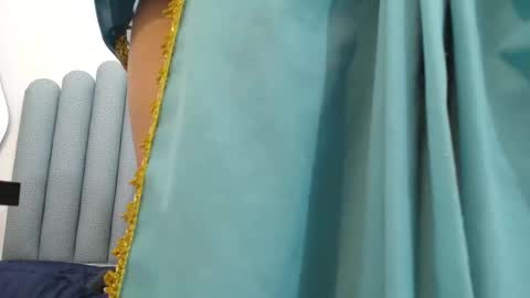 Snapshot of iniyalaboni chatting on 02.22.25 Iniya online show from 02.22.25