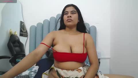 Snapshot of iniyalaboni chatting on 02.24.25 Iniya online show from 02.24.25
