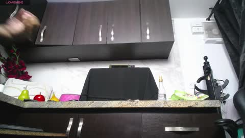 Snapshot of iniyalaboni chatting on 09.25.25 Iniya online show from 09.25.25