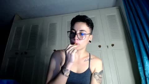 lyan onlyfans n linda online show from 07.19.26
