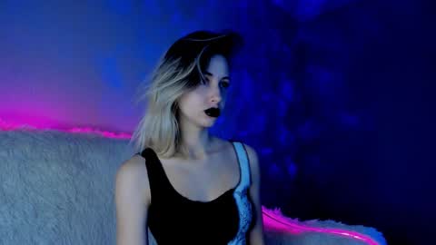 Venera  online show from 01.18.25