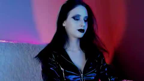 Venera  online show from 10.10.25