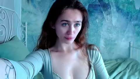 Lina online show from 05.08.26