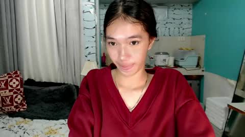 Snapshot of innocent_reign69 chatting on 05.31.26 Reign online show from 05.31.26