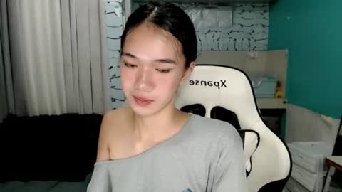 Snapshot of innocent_reign69 chatting on 06.26.26 Reign online show from 06.26.26