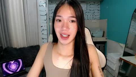 Snapshot of innocent_reign69 chatting on 07.12.26 Reign online show from 07.12.26