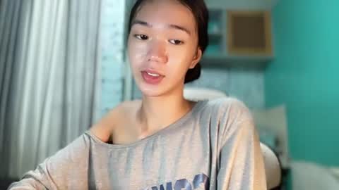Snapshot of innocent_reign69 chatting on 07.26.26 Reign online show from 07.26.26