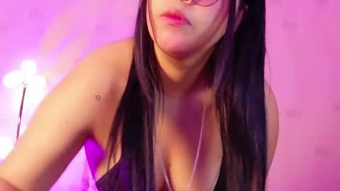 innocenthazel online show from 04.26.26
