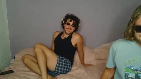 Snapshot of intellectual_guey chatting on 03.27.26 intellectual_guey online show from 03.27.26