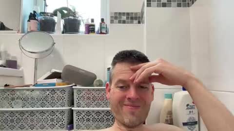 InterestedHun online show from 10.10.25