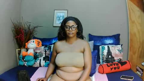 boniswa caroline online show from 03.25.26