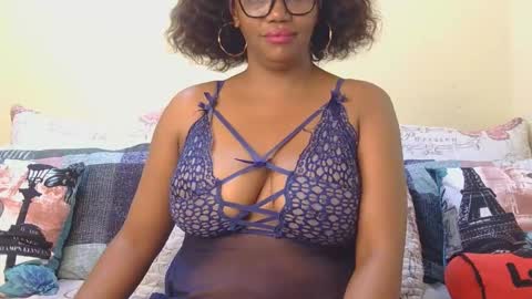 boniswa caroline online show from 05.08.26