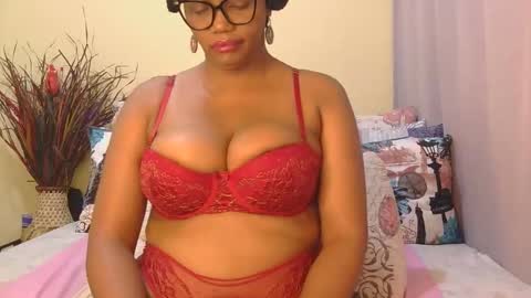 boniswa caroline online show from 05.25.26