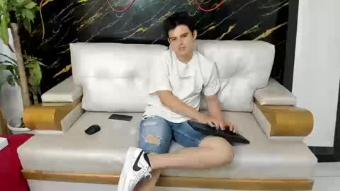 invincible200 online show from 09.10.25