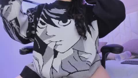 Snapshot of io_chie_ chatting on 11.17.25 io_chie_ online show from 11.17.25