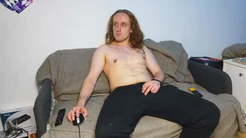 Snapshot of ipipo42o chatting on 03.22.26 DrownMentally online show from 03.22.26