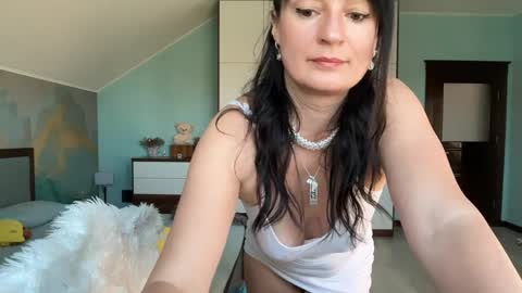 iracherrynow online show from 04.07.26