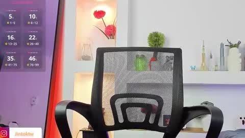 Snapshot of ireliaboy chatting on 03.16.26 ireliaboy online show from 03.16.26