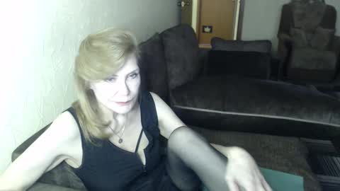 irenalegs online show from 03.21.26