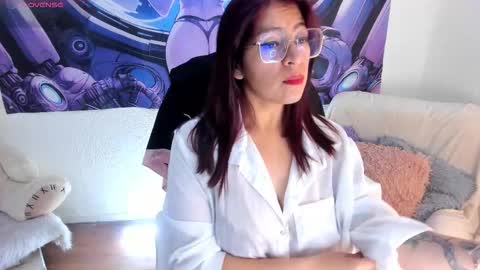 Irene Casas online show from 10.19.25