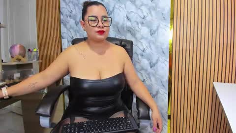 IRENE EVANS And Mr. George online show from 03.16.26