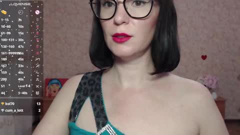 IrenLarasani online show from 12.06.24