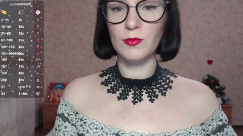 IrenLarasani online show from 12.25.24