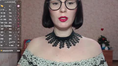 IrenLarasani online show from 12.25.24