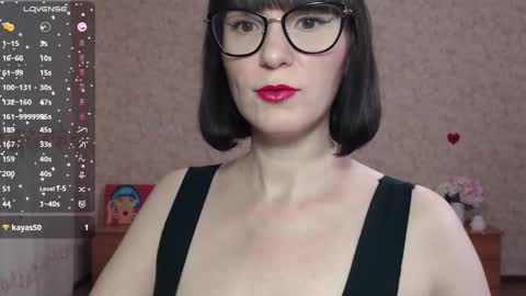 IrenLarasani online show from 02.12.25